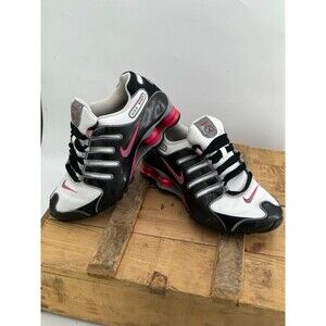 Women's Pink & Black Nike Shox, Size 6 – Stylish, Comfortable, and Performance-R